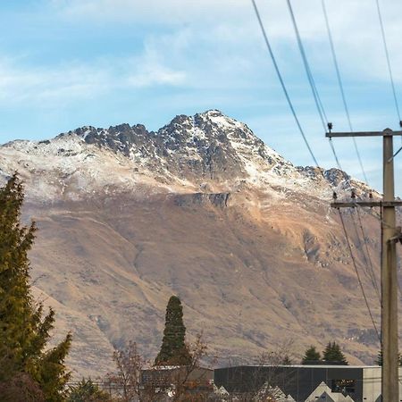 Private Studio On Fryer Queenstown Bagian luar foto