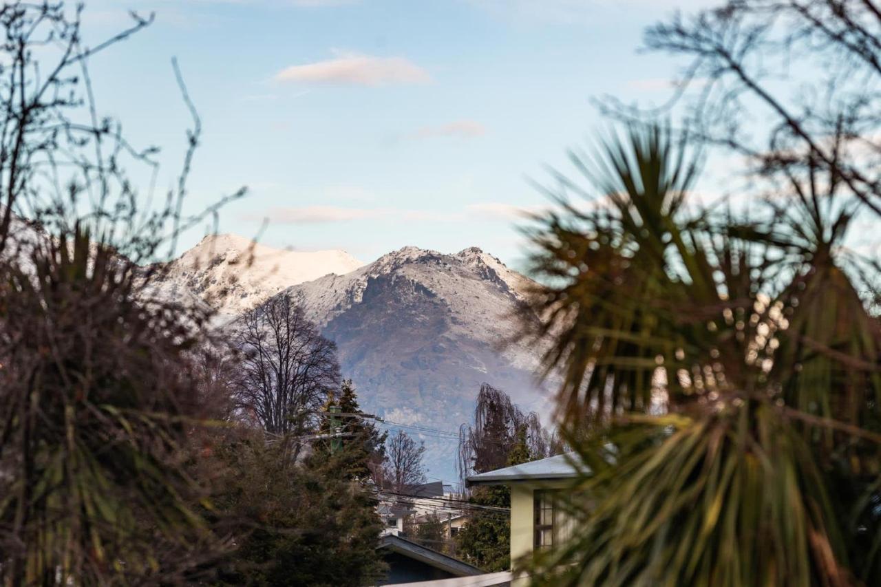 Private Studio On Fryer Queenstown Bagian luar foto